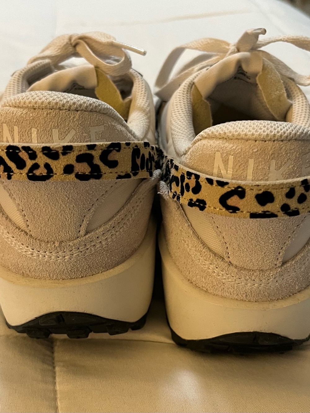 NWOT Nike Women's Waffle Debut Sneaker Size 11 Leopard - Picture 8 of 14